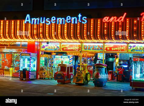 Southend seafront showing the amusement arcades late at night when its quiet Stock Photo - Alamy