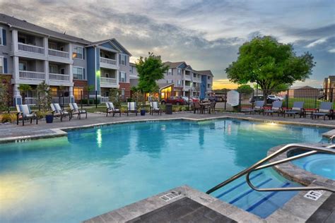 Lewisville Over 55+ Senior Living | Haven at Lewisville Lake | Photos