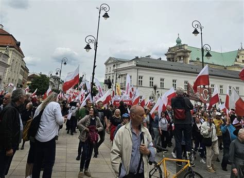 M Awscy Zwi Zkowcy W Warszawie Protestowali Przeciw Zapisom Zielonego