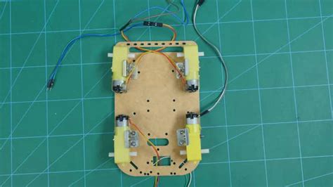 4-Wheel Robot Made With Arduino Controlled Using Dabble - Arduino ...