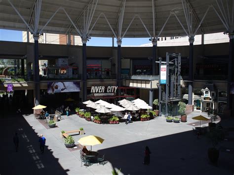 Sacramentos Downtown Plaza Tenants Feel Effects Of Arena