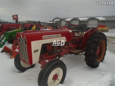 Used 1967 International Harvester 434 Tractor Agdealer