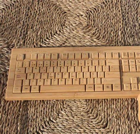 Natural Bamboo Wireless Keyboard And Mouse Ibizaloe