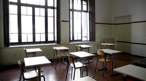 Ariano Irpino La Scuole Dove Viene Eseguita Faccetta Nera Per Il