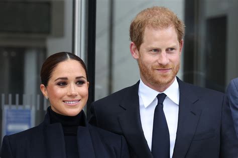 Harry E Meghan Fazem Primeira Apari O P Blica Ap S Sa Da Da Realeza