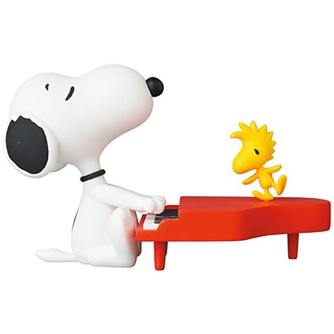 Medicom Udf Peanuts Series 13 Pianist Snoopy Figure Red