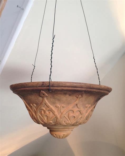 Inspirasi Populer Terracotta Hanging Pots