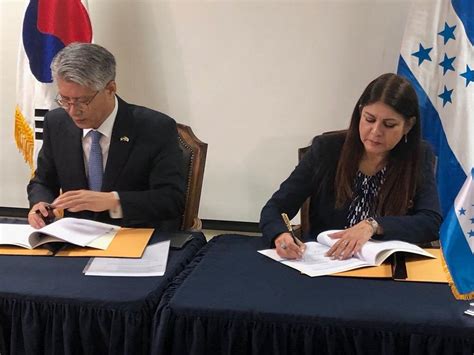 Ops Honduras Y Embajada De Corea Firman Convenio Para Fortalecer La