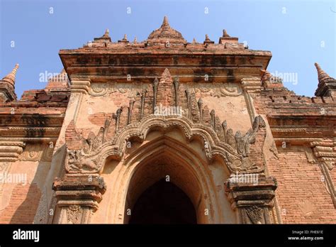 Old Buddhist Temples And Pagodas In Bagan Myanmar Stock Photo Alamy