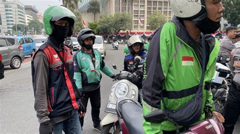 Foto Pria Berjaket Ojol Yang Culik Bocah Di Serpong Ditangkap