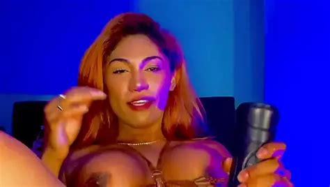 Shemale Cumming Big And Dirty Talk Handjob Porn Feat Tastytrap XHamster