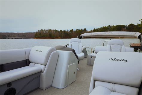 Home Lanier Boat Tours