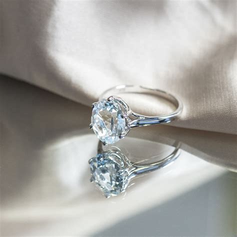 Bague Or Blanc Aigue Marine Ovale Maty