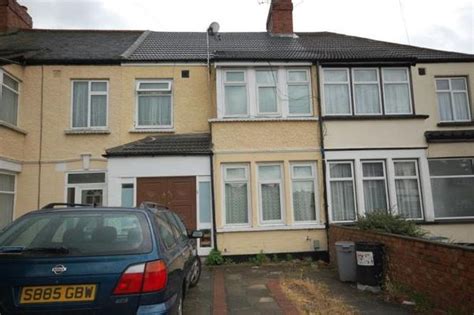 Property Valuation 82 Fencepiece Road Barkingside Ilford Redbridge