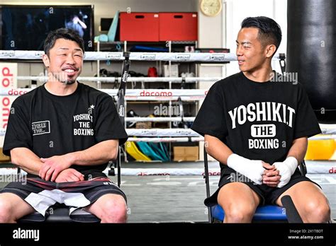 Yoshiki Takei Right Japanese Professional Boxer And His Trainer