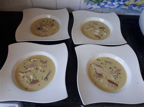 Koude Vichyssoisesoep Met Asperges En Gerookte Forel Recept Soepen