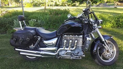 Triumph Rocket Iii Cm Siikainen Moottoripy R Nettimoto