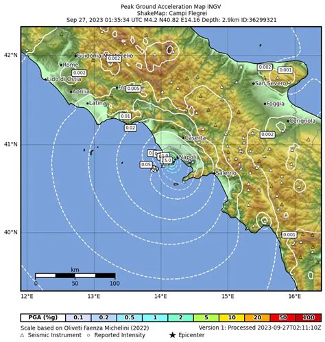 Forte Terremoto Scuote Napoli E Pozzuoli I Campi Flegrei Fanno Paura