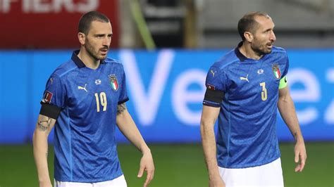 Italia Svizzera Chiellini E Bonucci Out Anche In Nazionale Eurosport