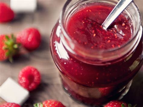 Confiture de fruits rouges facile découvrez les recettes de Cuisine