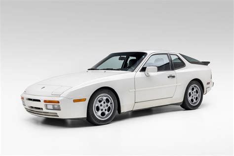 1988 Porsche 944 Turbo Sold | Motorious