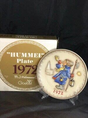 Vintage 1972 Goebel Hummel Annual Collector Plate Base Relief With Box