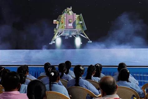 India Mencatat Sejarah Di Bidang Antariksa Misi Chandrayaan 3 Yang