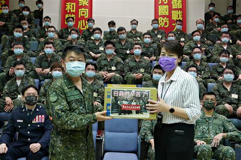 臺北市政府兵役局 新聞稿 臺北市政府慰勞新制教育召集後備軍人 向國軍守護家園致敬