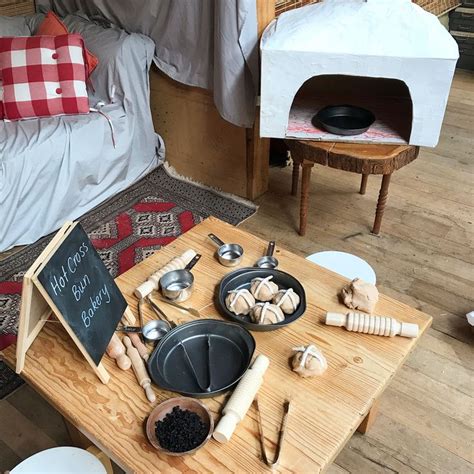 Teach Make Create On Instagram Hot Cross Bun Bakery Cinnamon And Currant Playdough With Wood