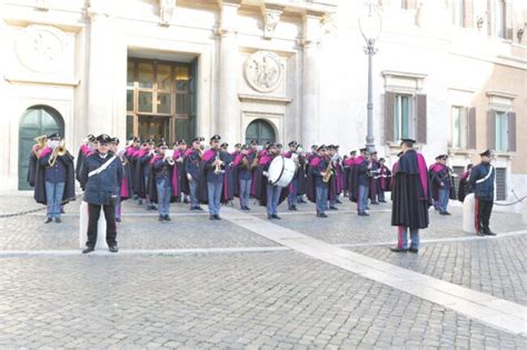 L Inno Nazionale Della Banda Della Polizia Inaugura Montecitorio A