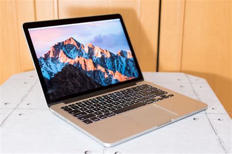 Macbook Pro Retina Early Swim Main Jp