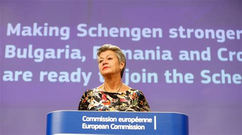 European Commission: Bulgaria, Romania, Croatia Should Join Schengen ...