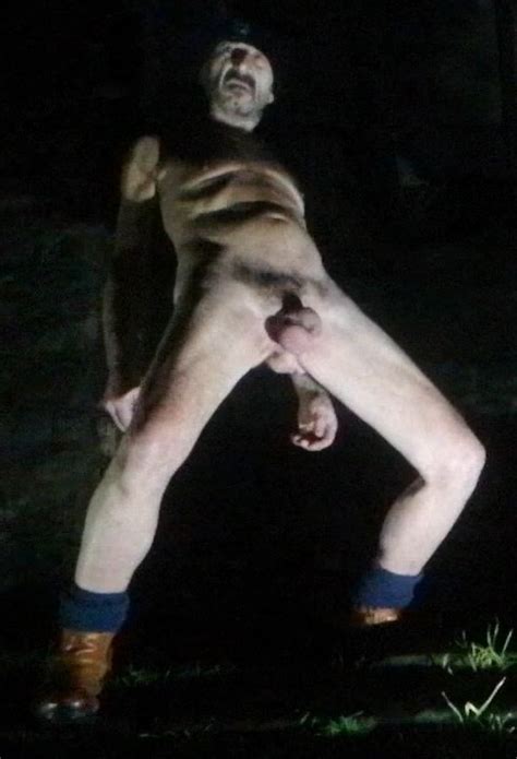 Guy Nude Outdoors In Public Park ThisVid