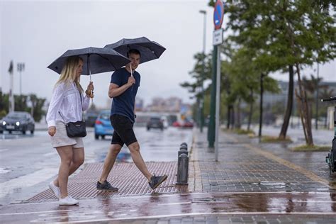 Alerta Por Lluvias Y Tormentas El Lunes En El Este De La Península