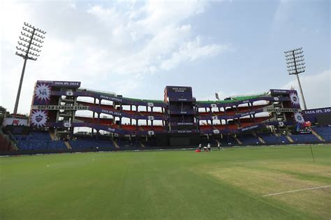 IPL 2024 Match 40 DC Vs GT Pitch Report Of Arun Jaitley Stadium With