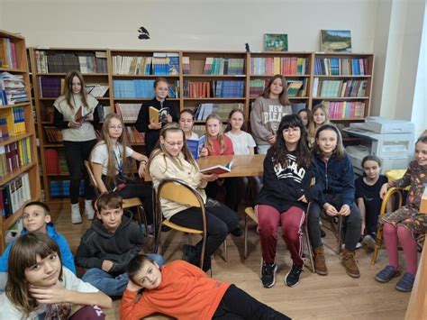 Godzina wychowawcza w bibliotece Szkoła Podstawowa im Kornela