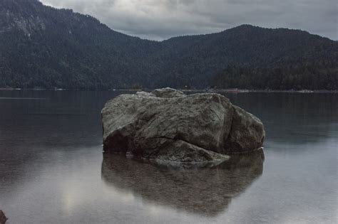 Fels Stein Felsbrocken Kostenloses Foto Auf Pixabay