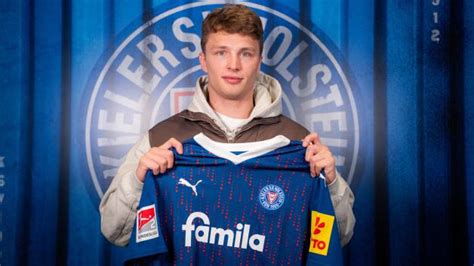 Fiete Arp Von Holstein Kiel Blickt Hoffnungsvoll Nach Vorn Shz