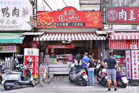 長興圓仔冰 雲林斗六甜品傳承三代老店30元兩顆芝麻花生燒麻糬和多種清涼冰品！ 艾薇覓食趣