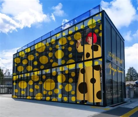 Yayoi Kusama X Louis Vuitton Pop Up Store Opens In Harajuku In January