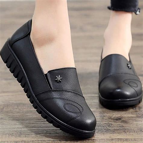 Women S Genuine Leather Flats With Round Toe Black Shoes Women Flats