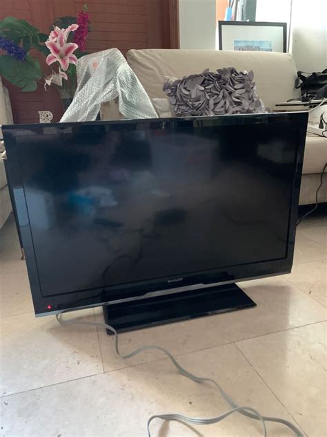 Sharp Aquos Tv Home Appliances Tv Entertainment Tv On Carousell