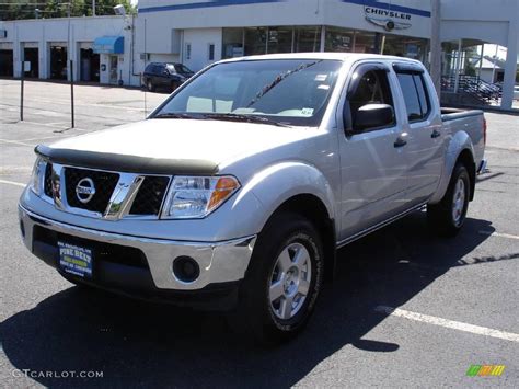 2008 Radiant Silver Nissan Frontier Se Crew Cab 4x4 14143261