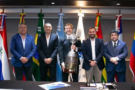 Presidente da Conmebol confirma final da Libertadores no Maracanã