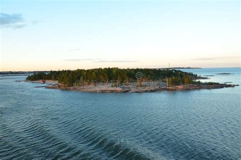 Finlandia Las Islas Que Rodean La Costa Son Hermosas Con A Foto De