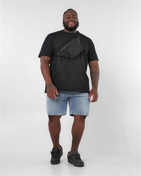 Riachuelo Camiseta Plus Size Masculina Manga Curta Lisa Preta