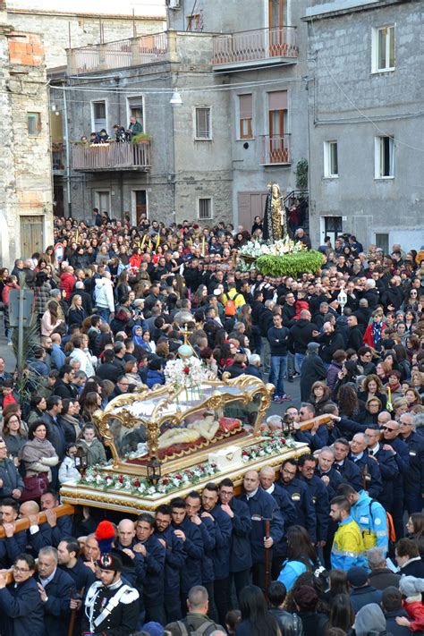 Bronte La Grandiosa Processione Del Venerd Santo Gioiosatoday Notizie