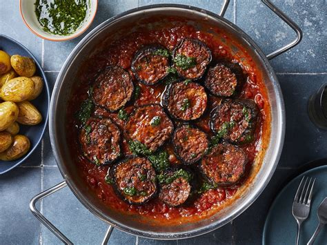 Geschmorte Auberginen Mit Ofenkartoffeln Auberginen Ossobuco Rezept