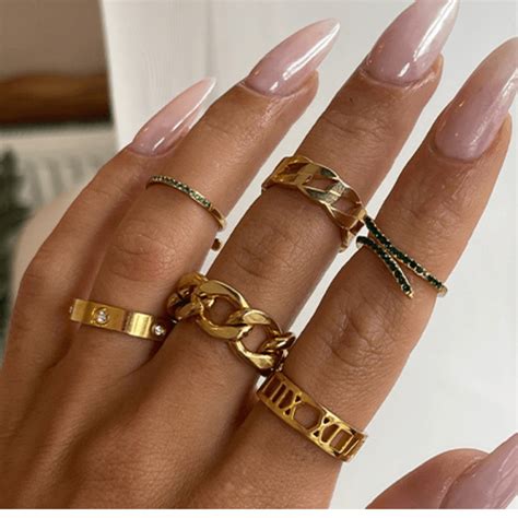 Rings Gold Lynott Jewellery