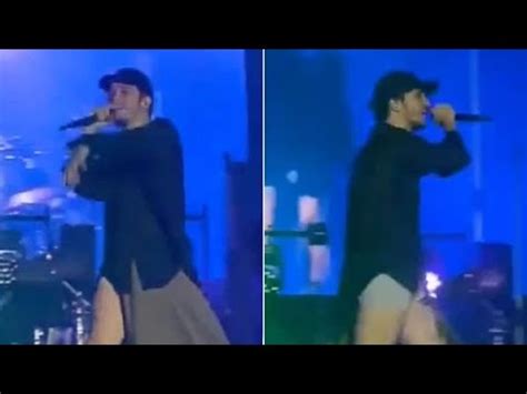 Tananai Si Strappano I Pantaloni Sul Palco La Reazione Virale Youtube